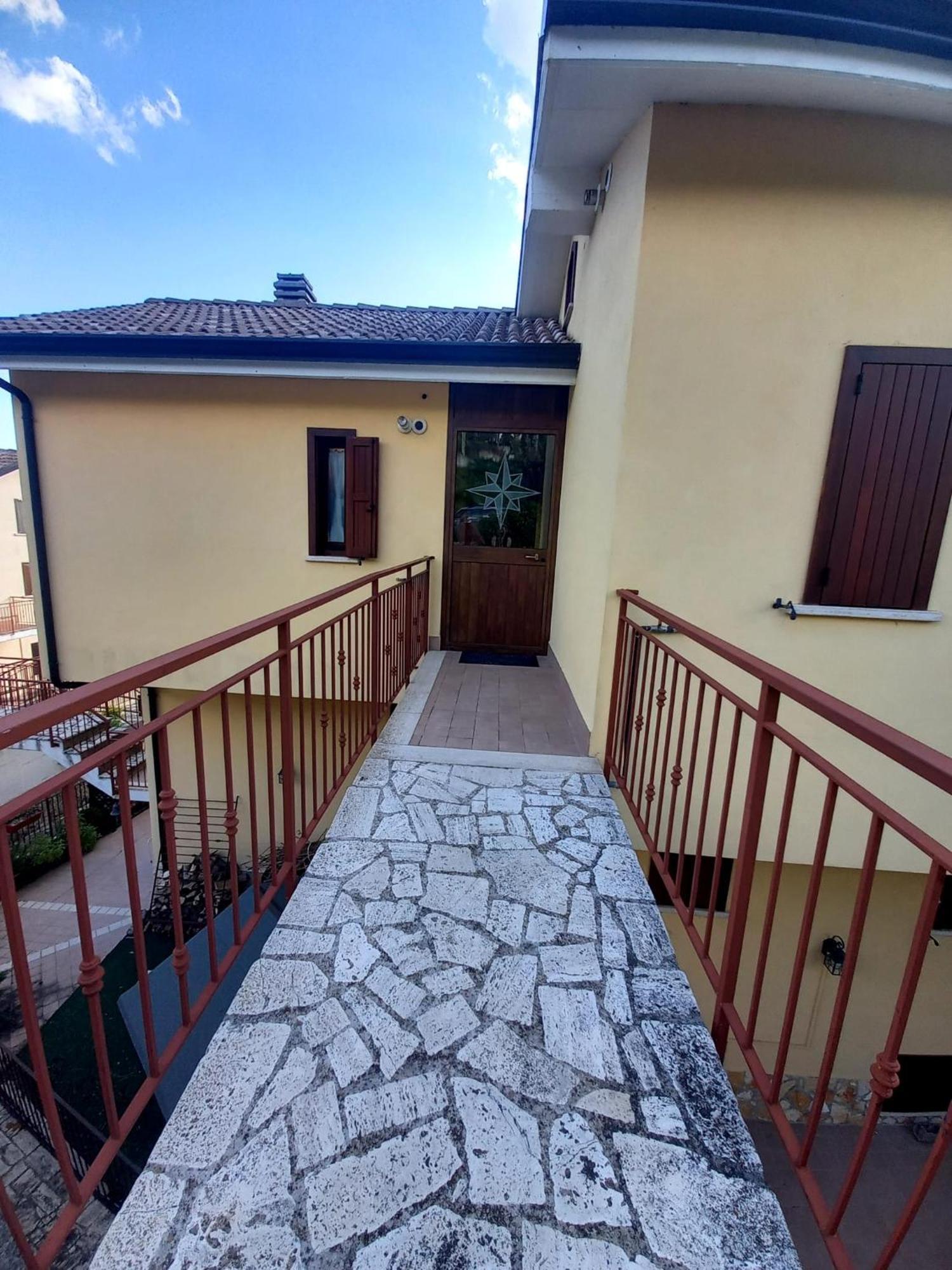 Il Nido Appartement Castel Di Sangro Buitenkant foto